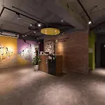 Backpackers Hostel - Ximen