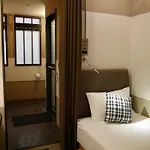 Hotel Papa Whale