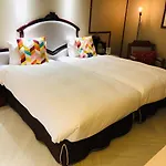 Charming City Songshan Hotel