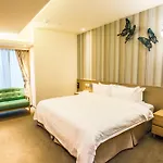 Walker Hotel. Ximen