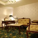 Royal Seasons Hotel Taipei ‧ Nanjing W.