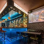 Fun Stay Inn Ximen