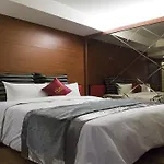 Golden Hot Spring Hotel
