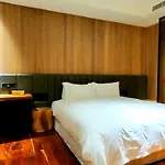 Jsl Hotel