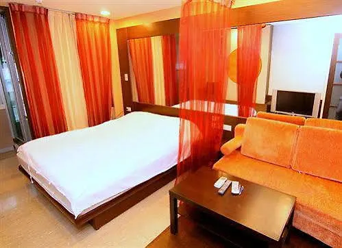 Alice Home - Xinyi
