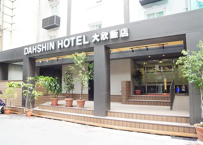 Dahshin Hotel