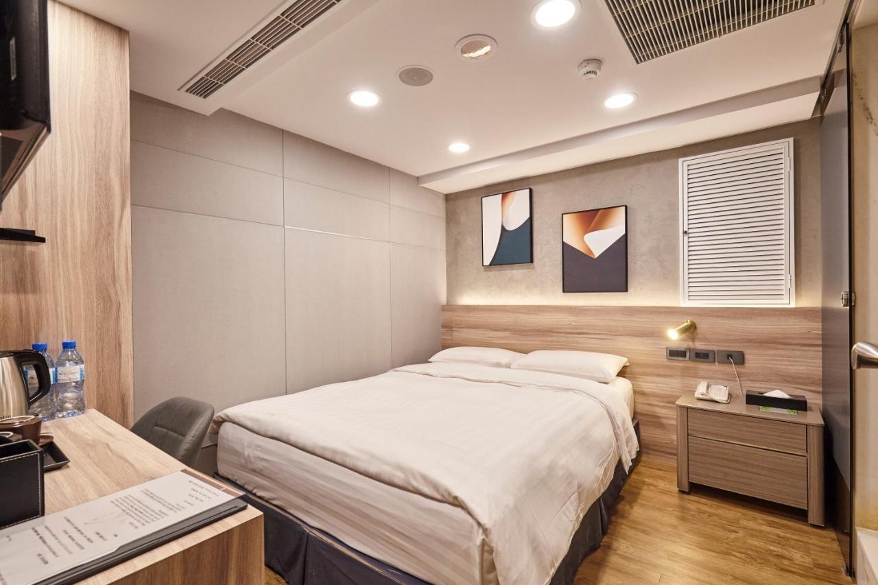 Rf - Zhongxiao Hotel