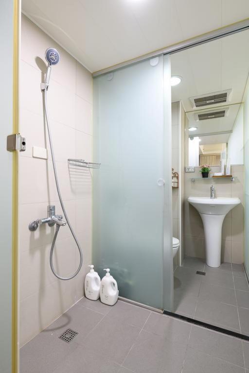 Apartemen Nini Taipei MRT Apartment *
