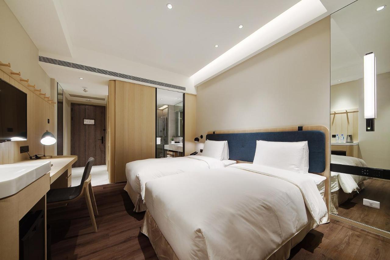 Jasper Young Banqiao Hotel Taipei