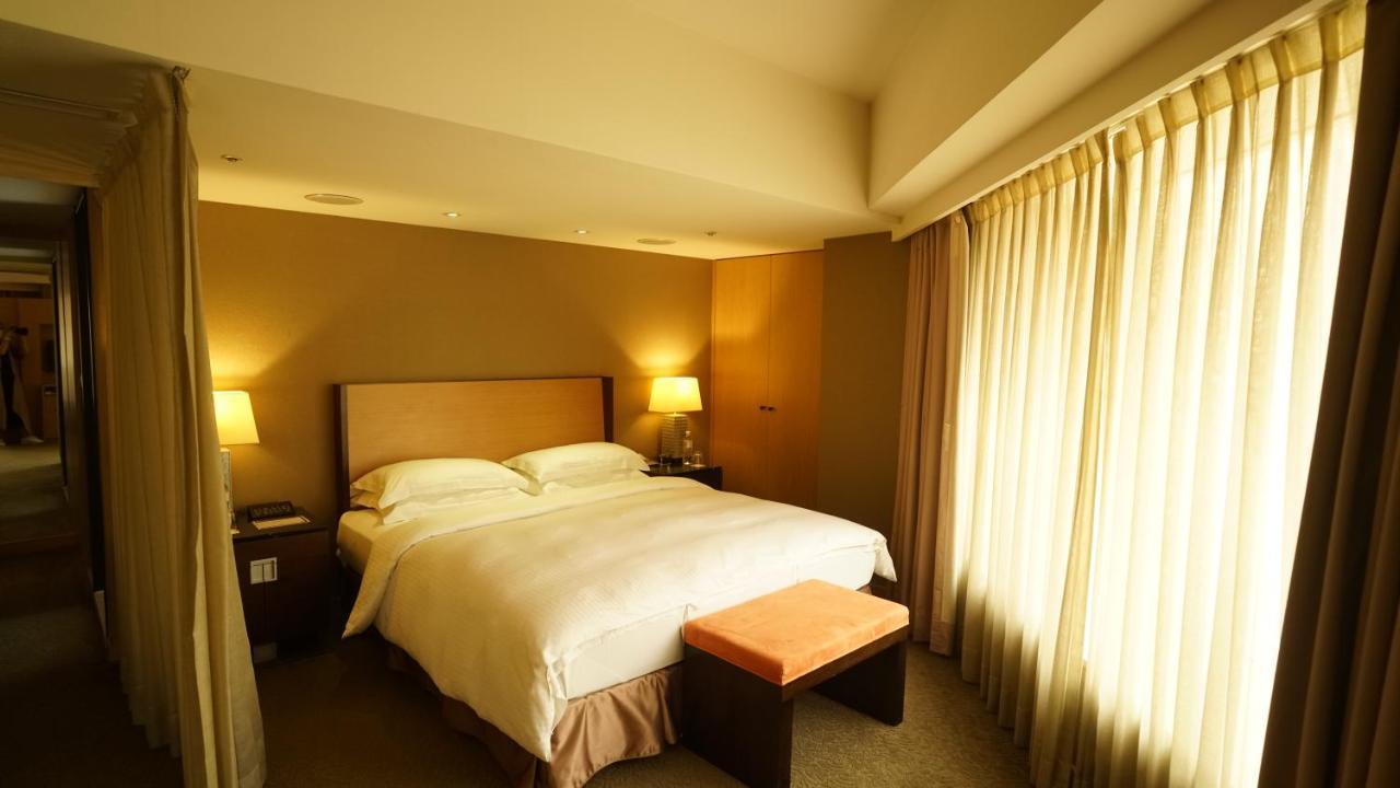 Hotel Suites-taipei Nanxi 4*
