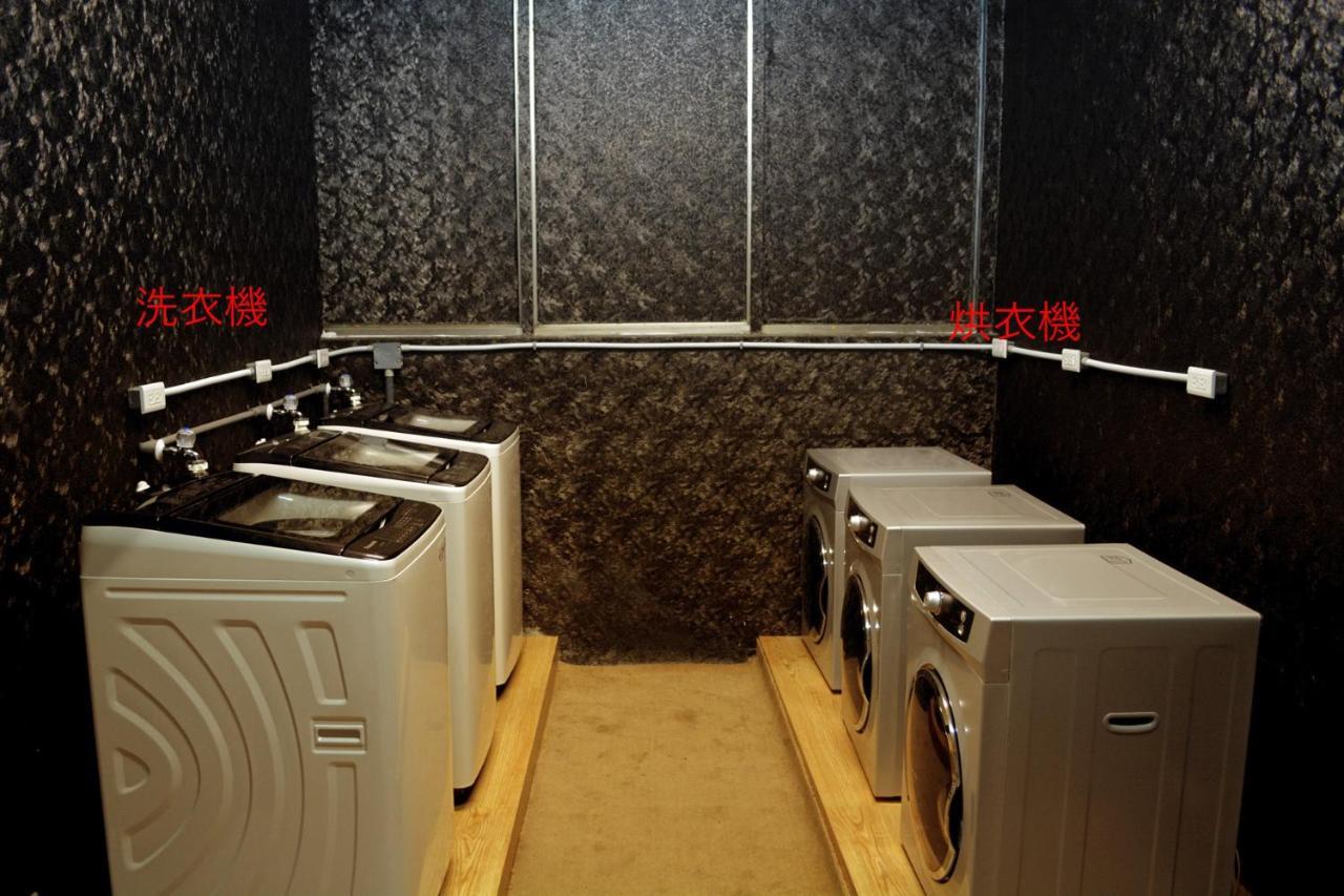 Hotel Heroes Square 3*