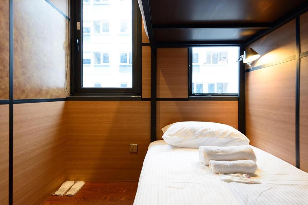Capsule hotel Neosoho - Taipei Station Branch Taipei