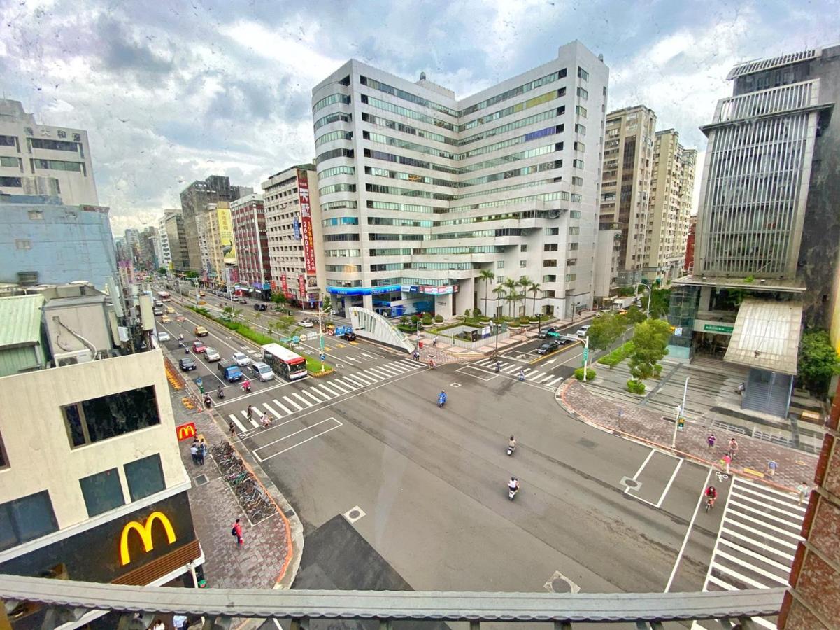 Nn House 小巨蛋館 3*