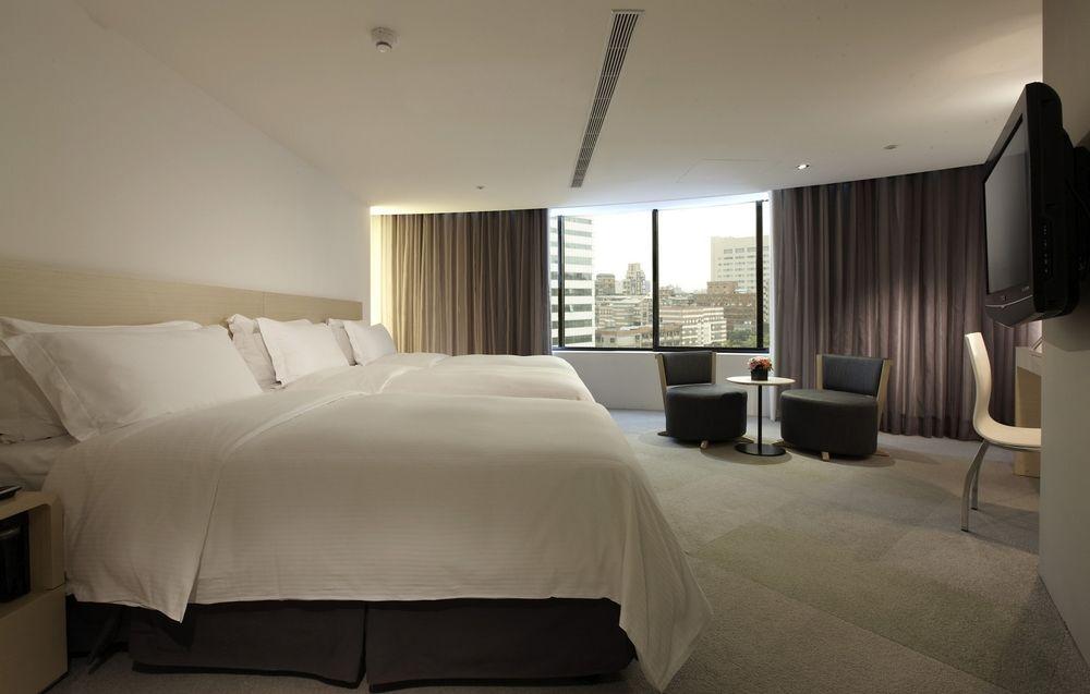 Hotel Just Sleep - Ximending 4*