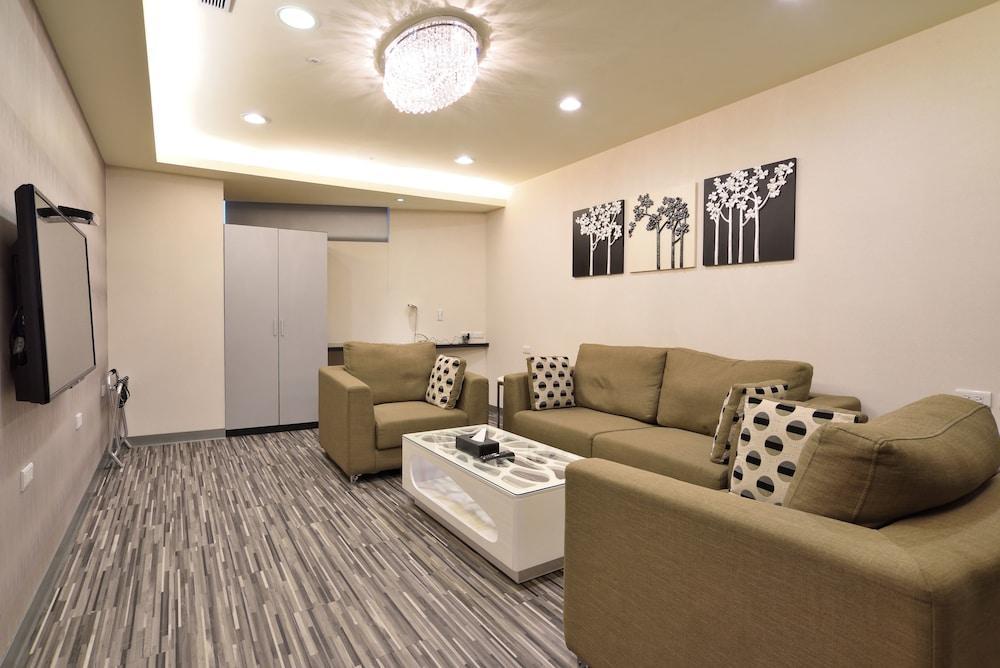 Cu Hotel