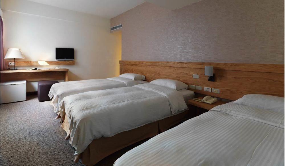 Hotel New World