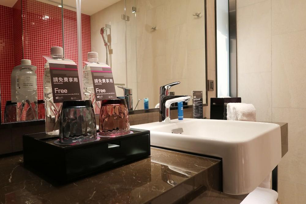 Aloft Beitou