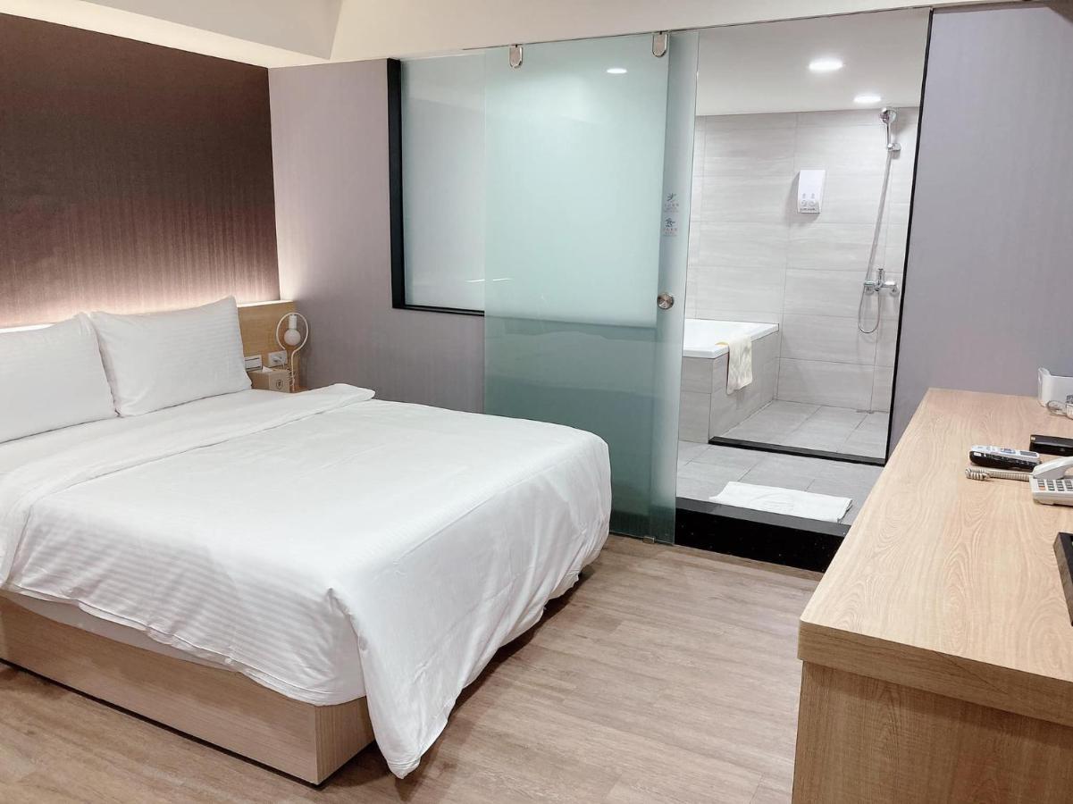 Inn Cy