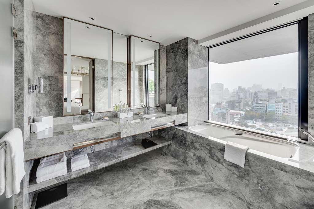 Doubletree By Hilton Zhongshan
