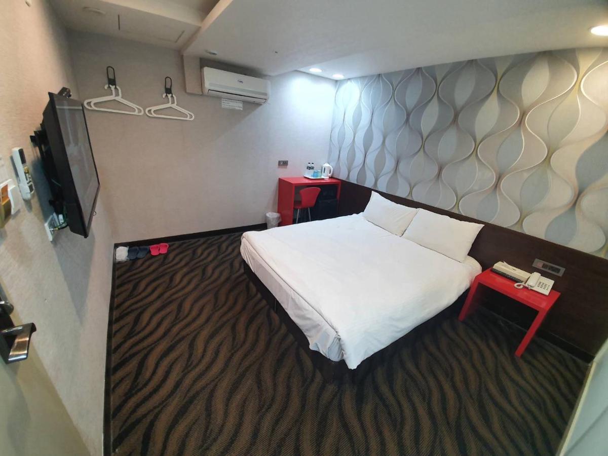 Hotel Funny Ximen Taipei