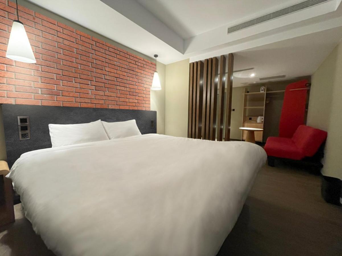 Hotel Check Jianbei Taipei