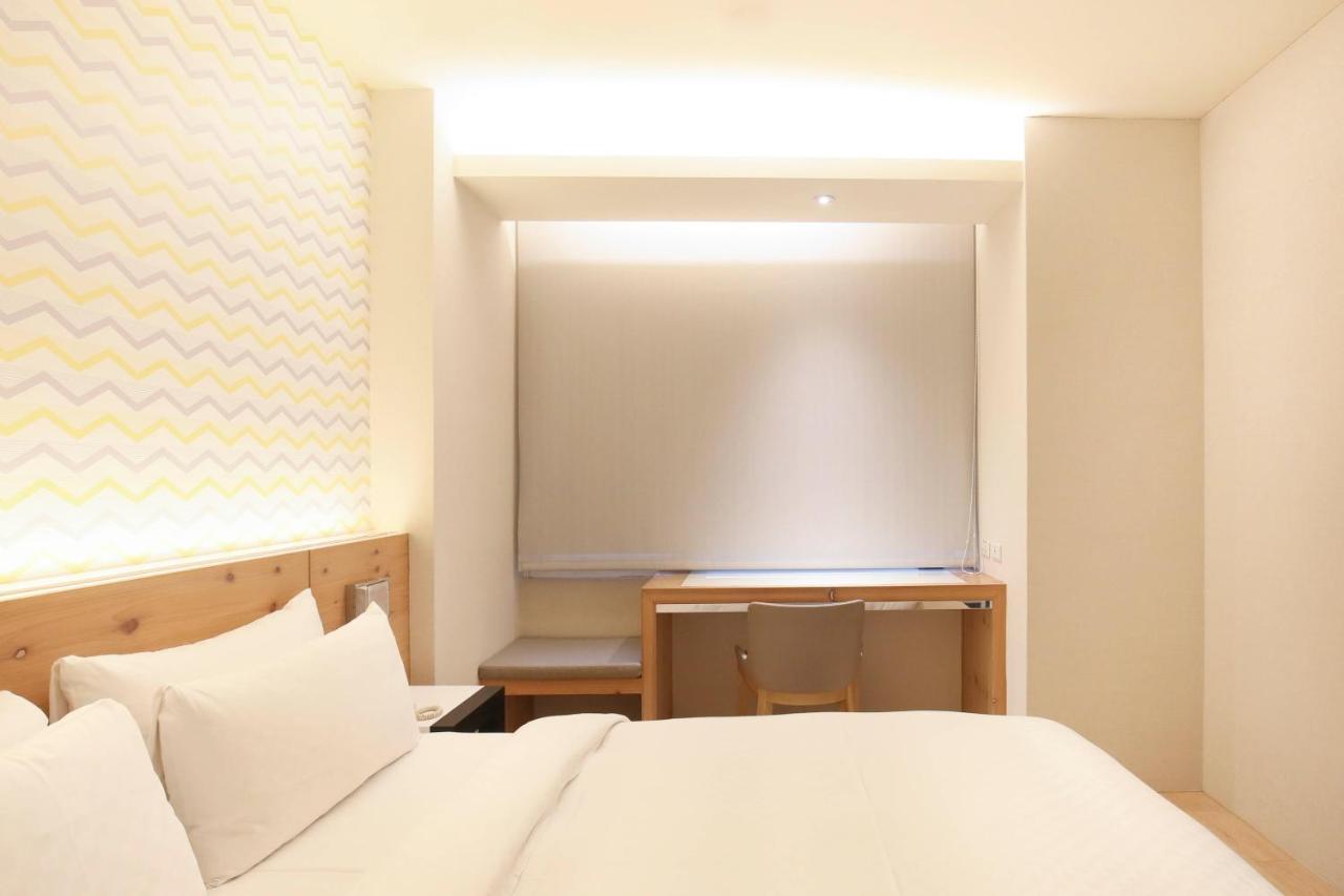 Dandy Hotel-daan Park Branch 3*