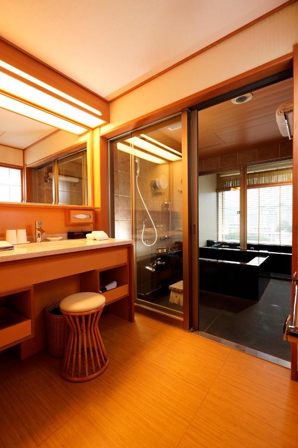 Radium Kagaya Hotel