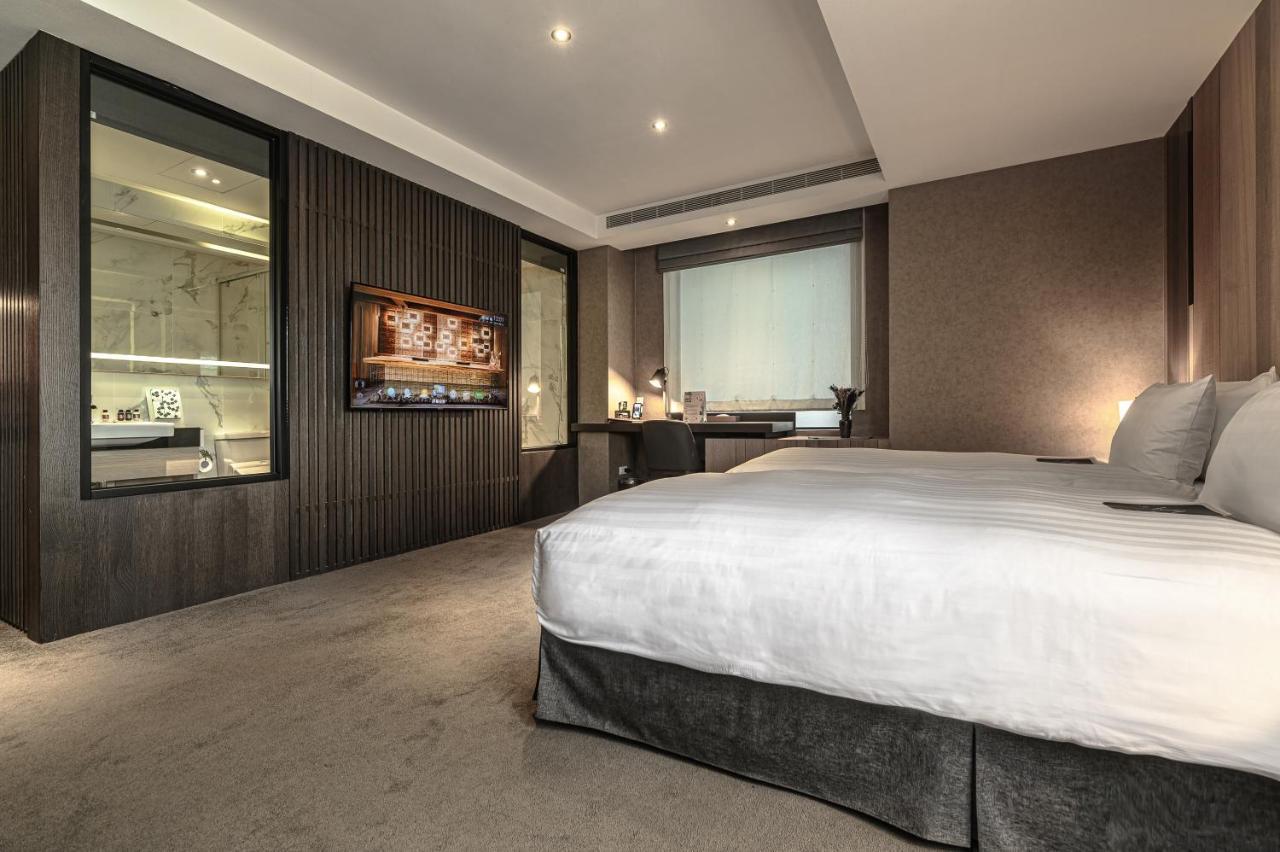 East 3* Taipei