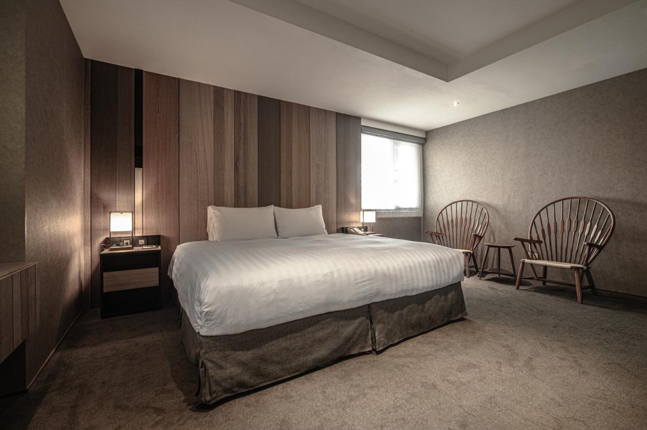 Hotel East