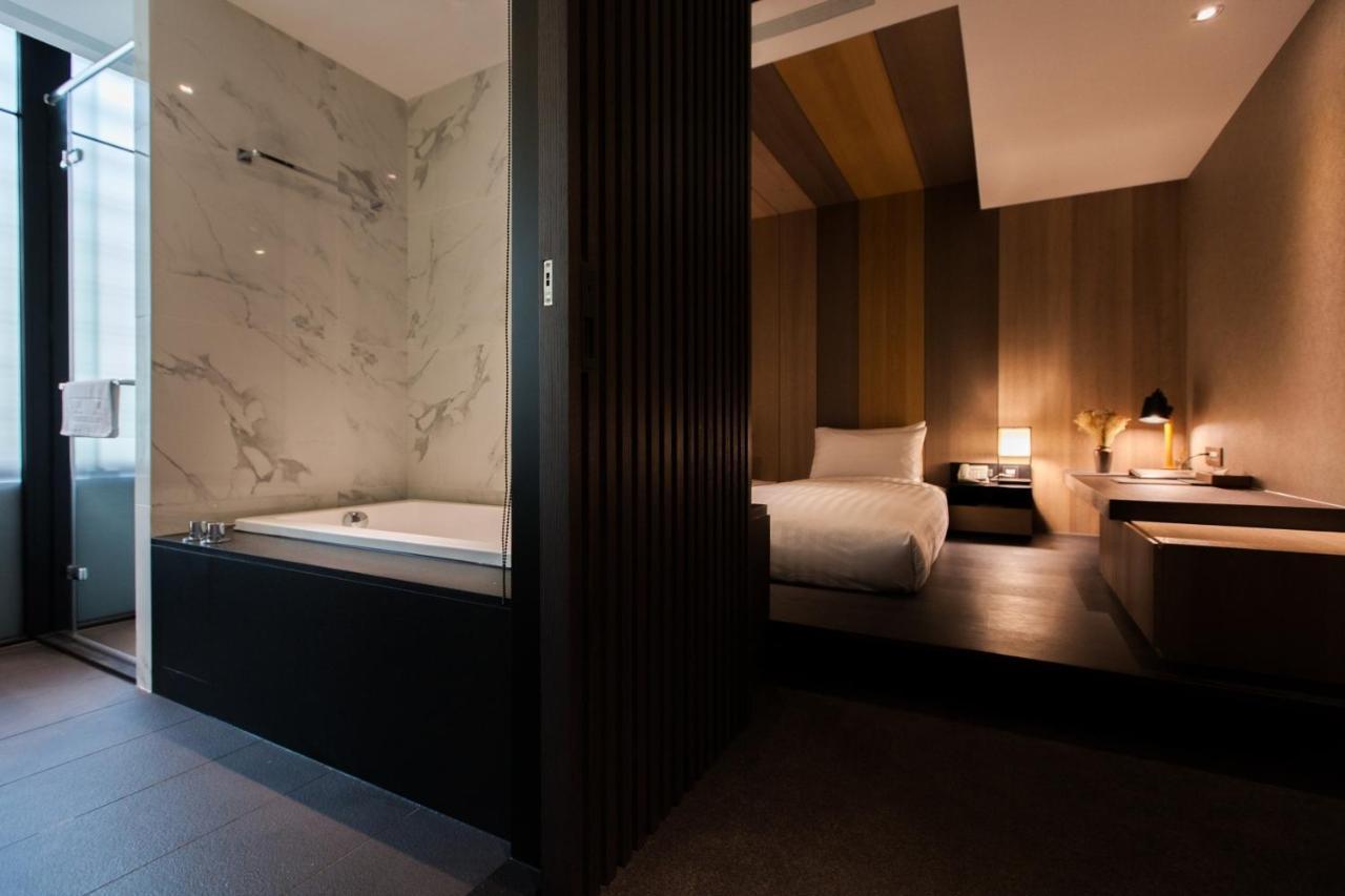 East 3* Taipei