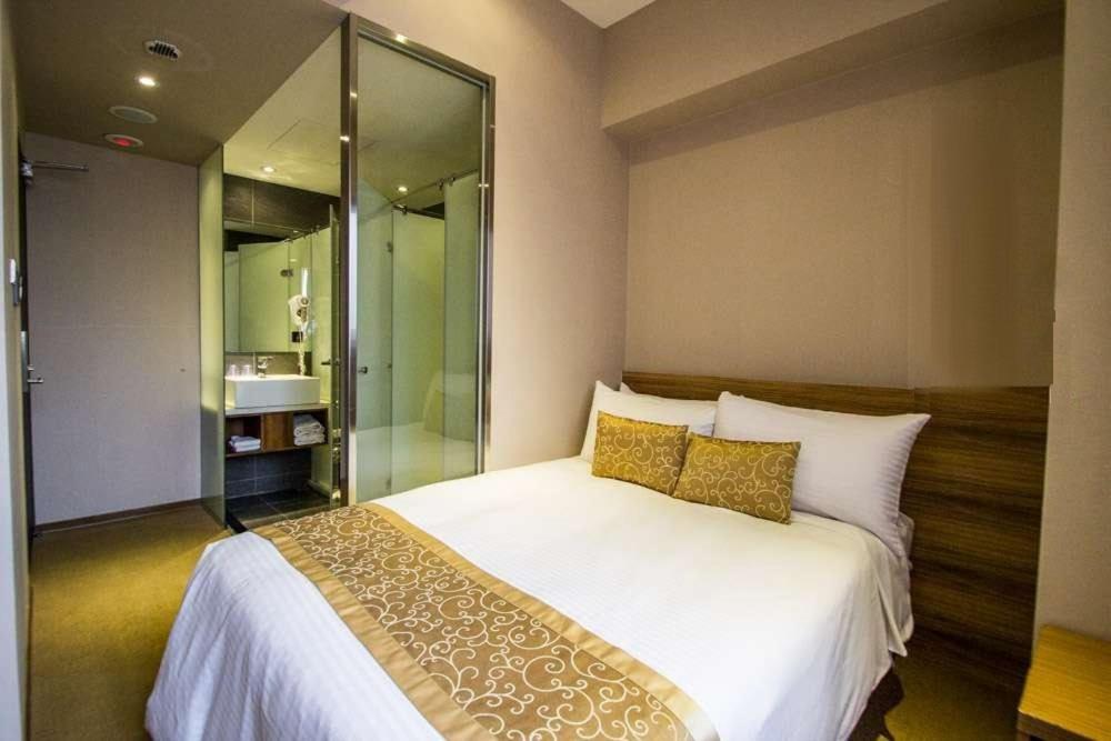City Hotel Hotel 3*
