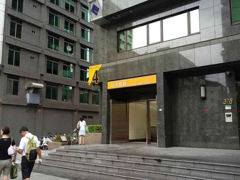 Nini Taipei MRT Apartment Apartemen