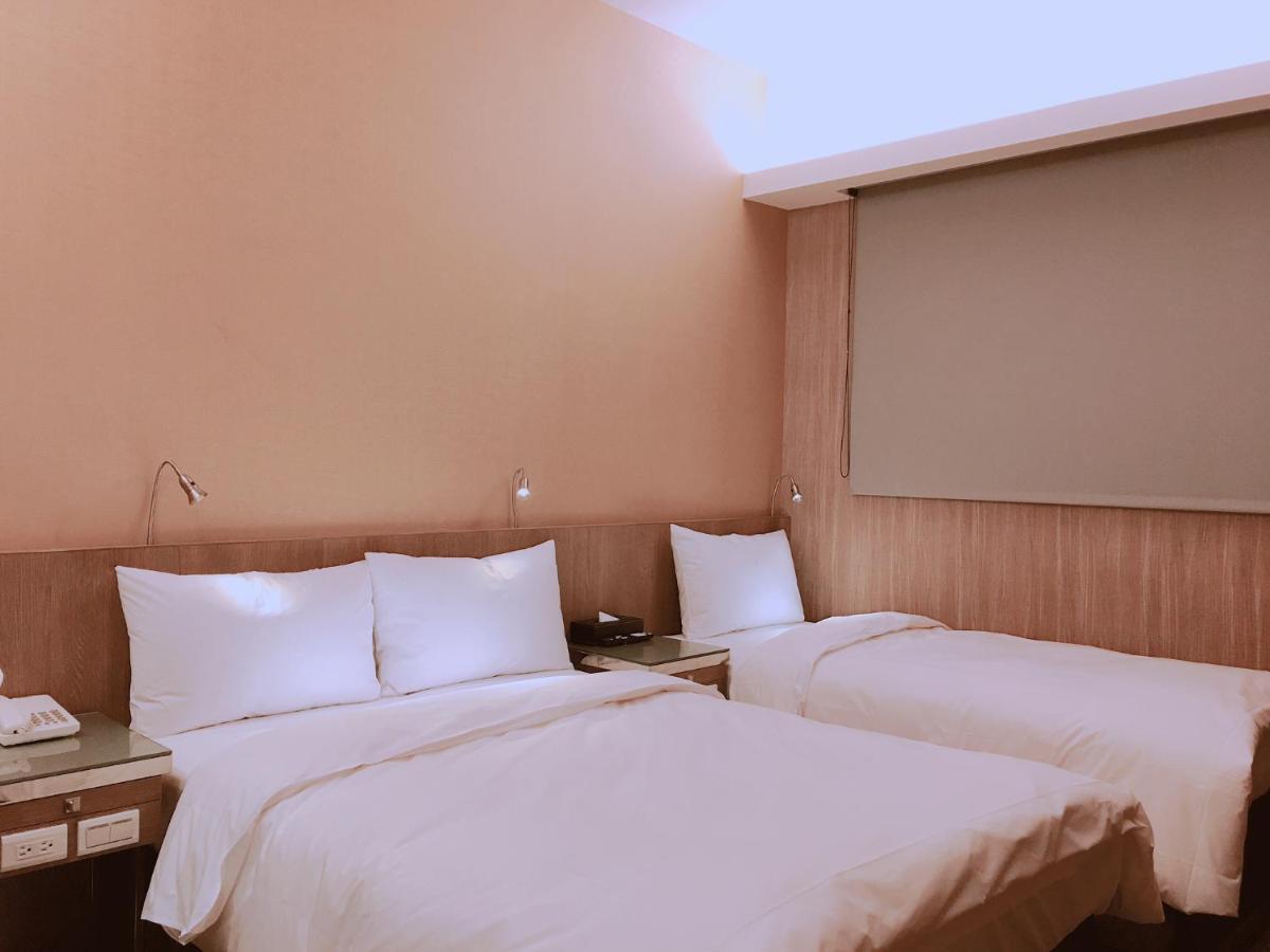 West Inn48 Aparthotel