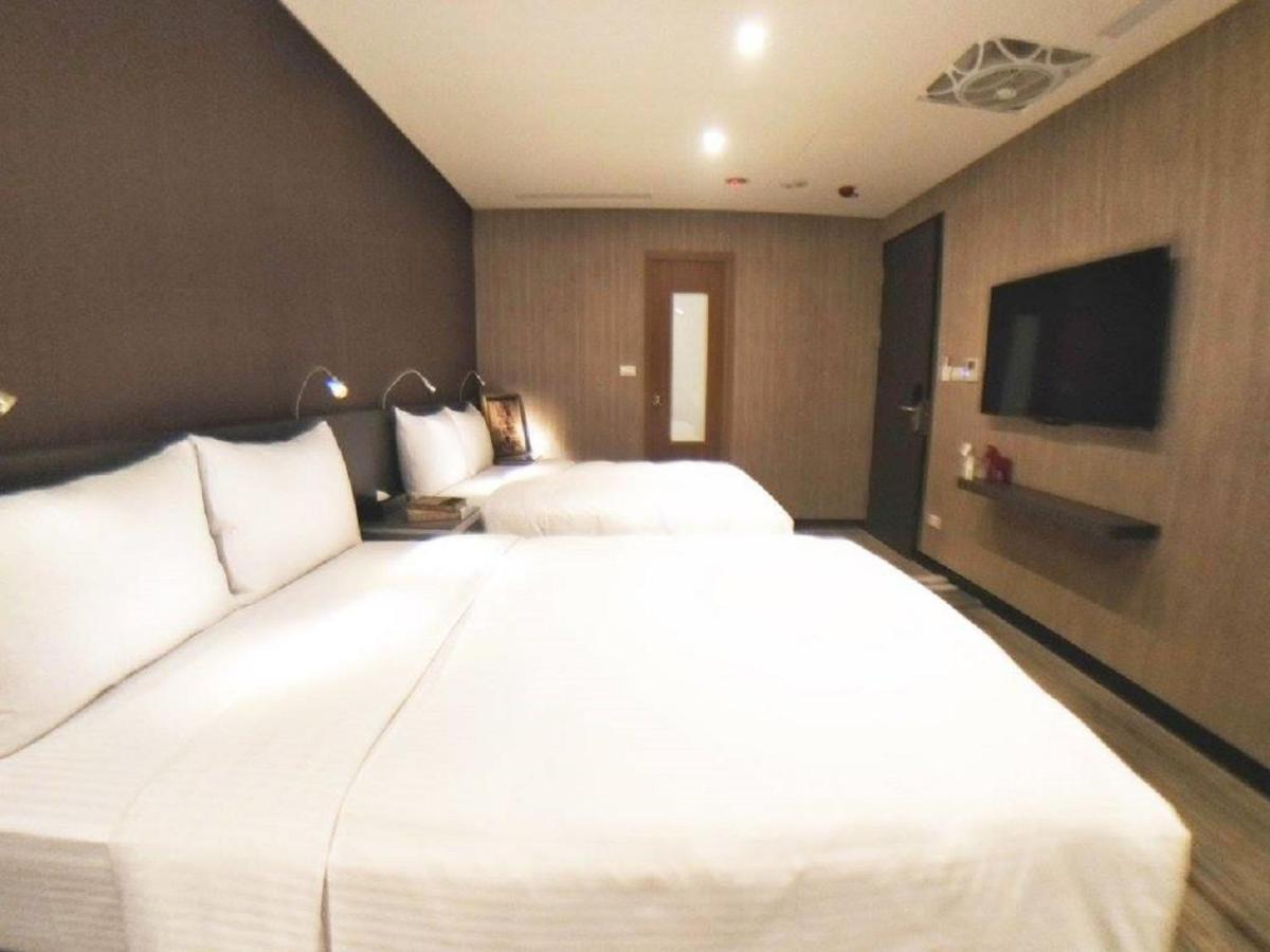 West Inn48 Aparthotel *