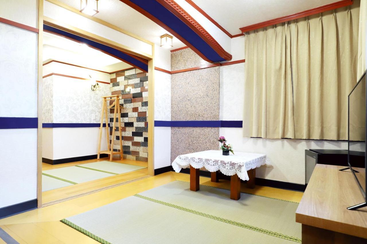 Phoenix Pavilion Hot Spring Inn