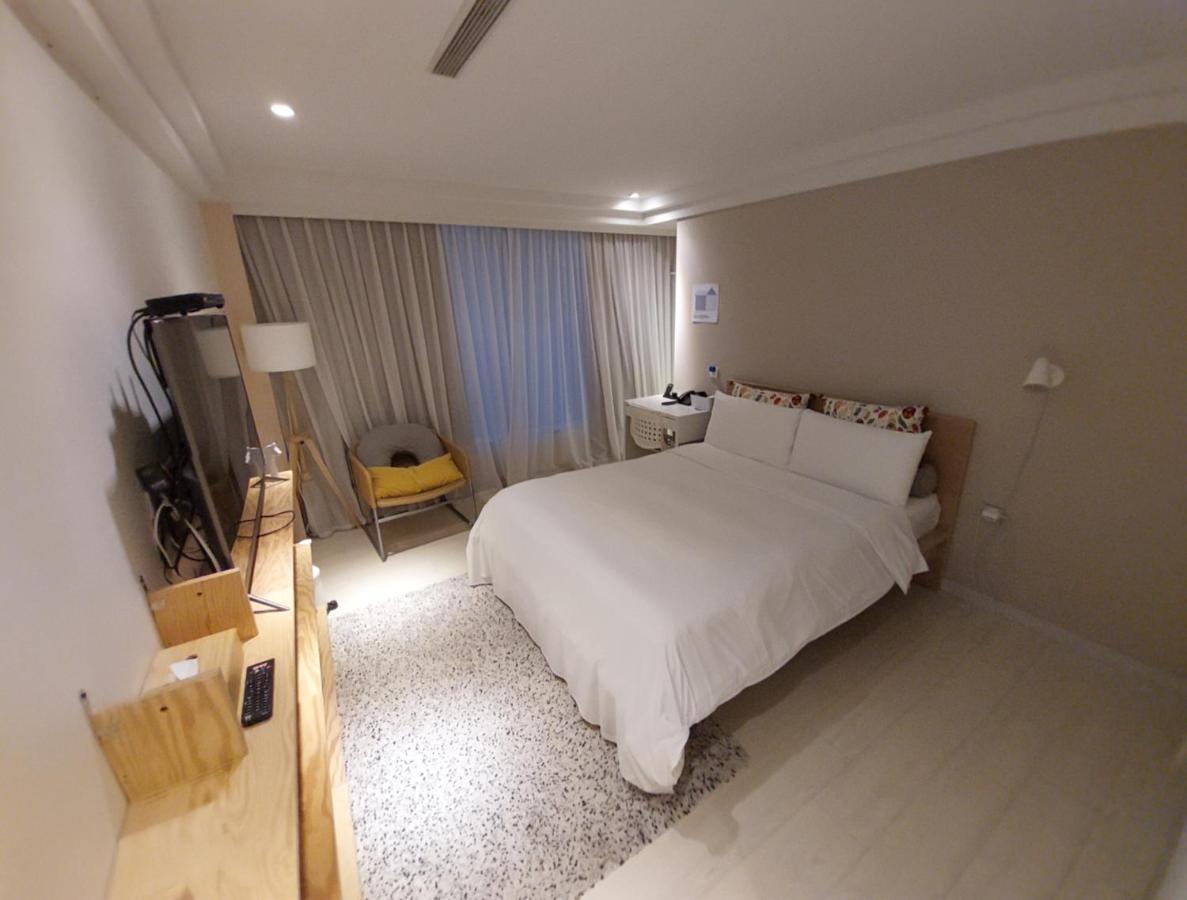 Hotel Yomi - Shuanglian Mrt Taipei