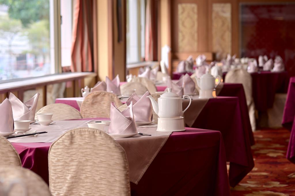 Gala Hotel 4*