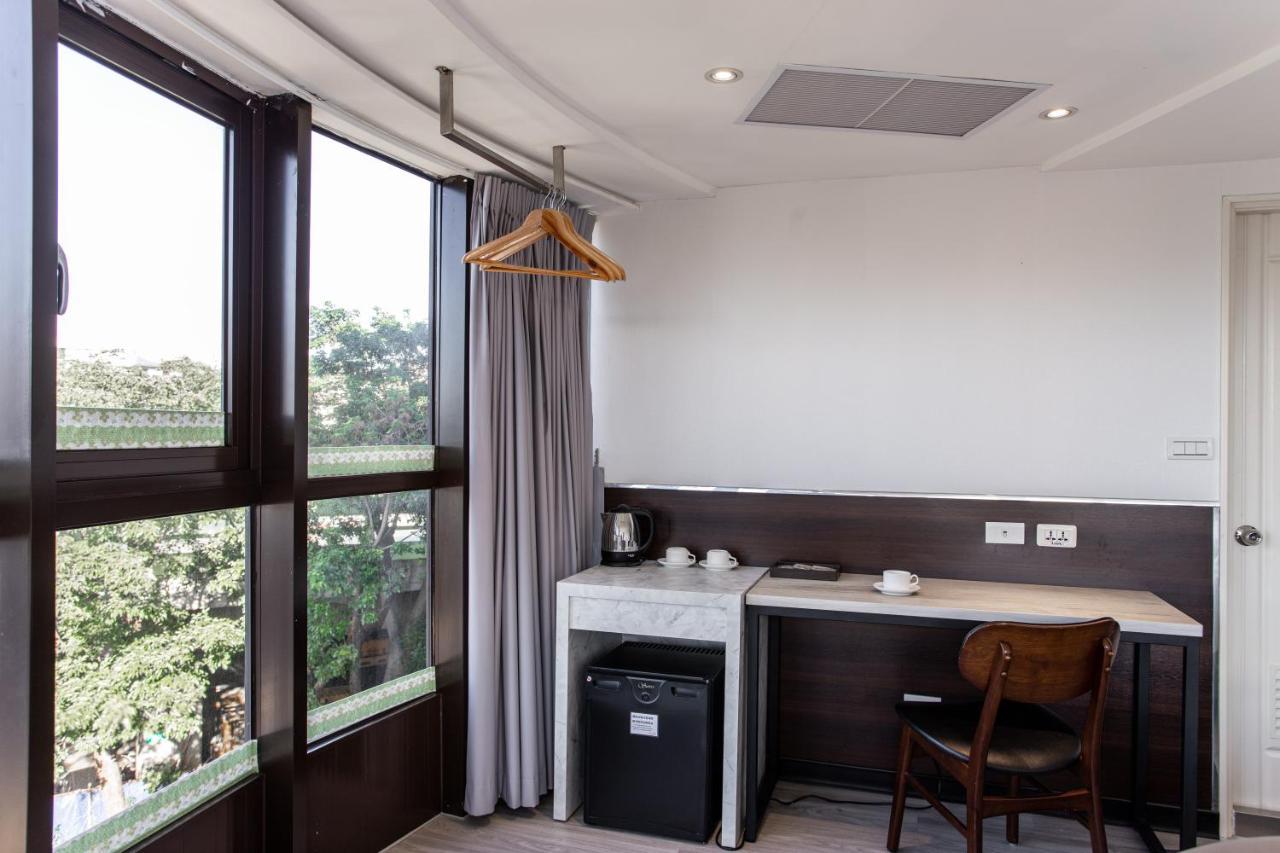 Hotel Hub - Songshan Airport Branch *