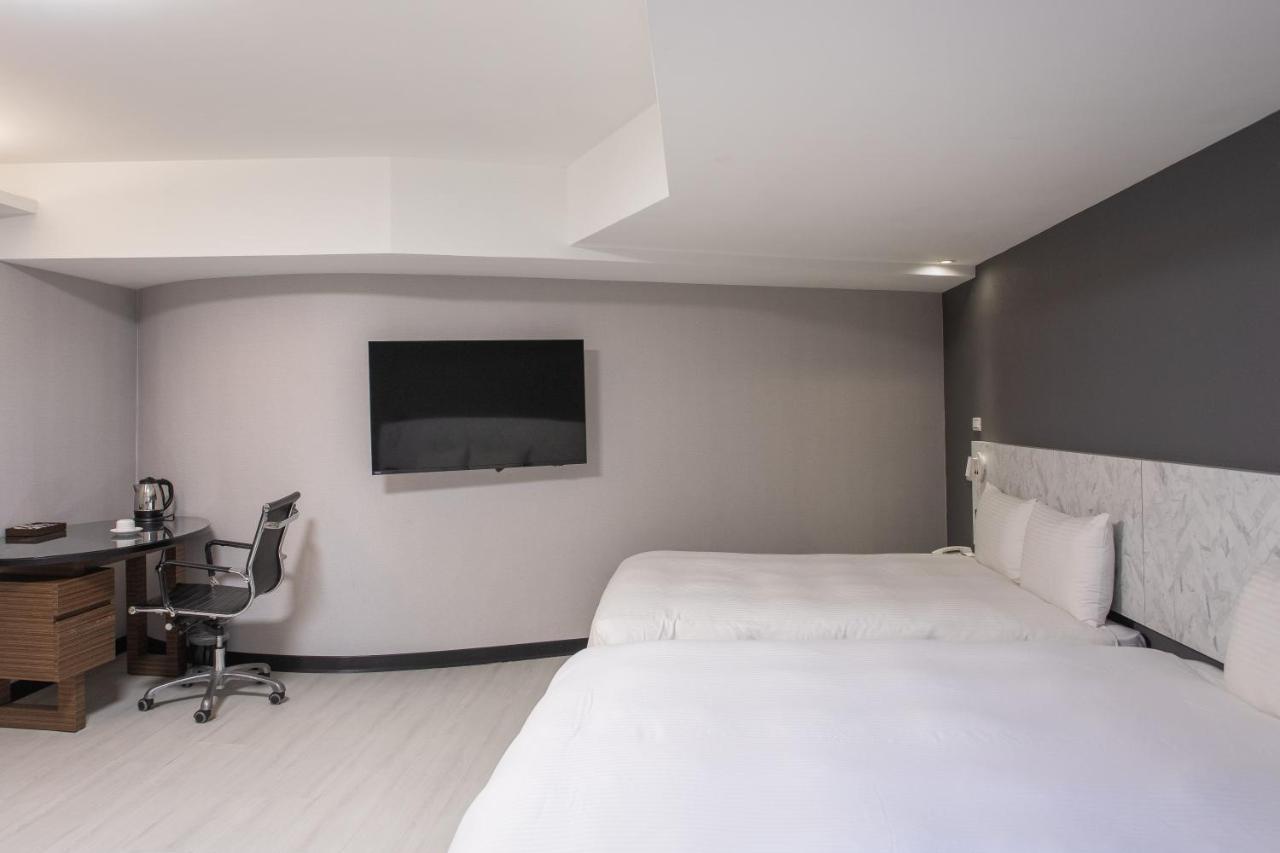Hub - Songshan Airport Branch *