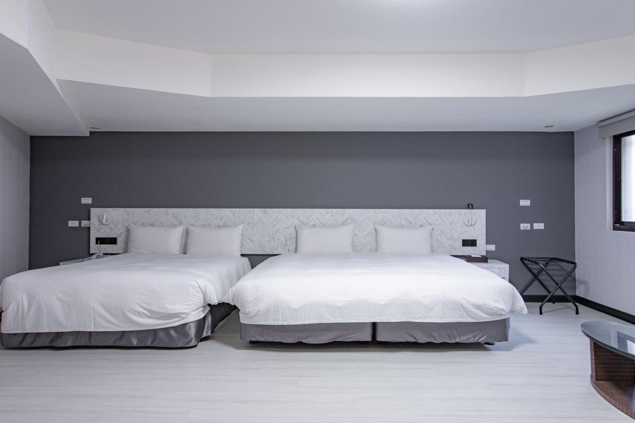 Hotel Hub - Songshan Airport Branch *