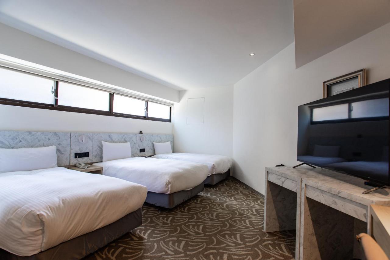 Hotel Hub - Songshan Airport Branch *