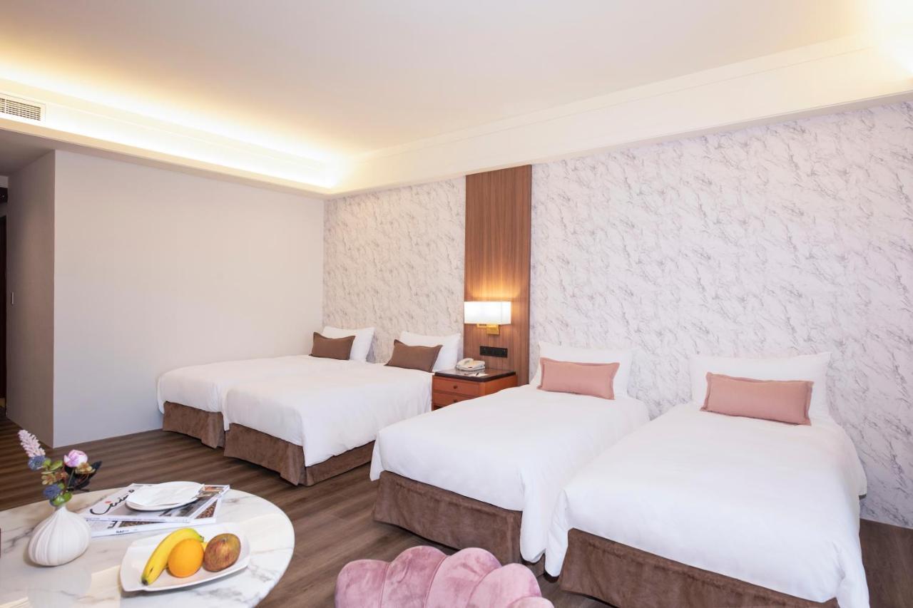 Hamp Court Palace Hotel