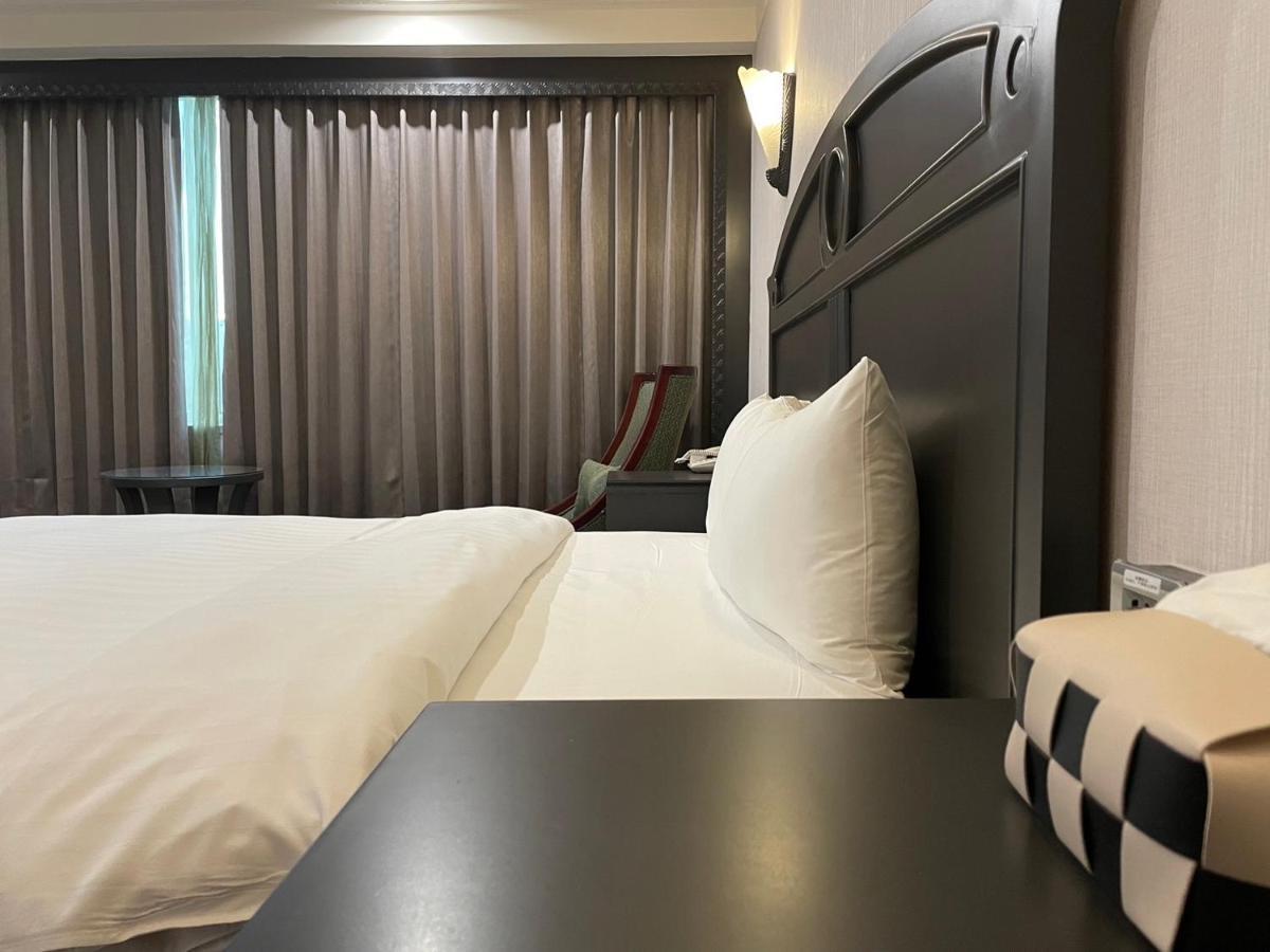 Wowhappy Daan Hotel
