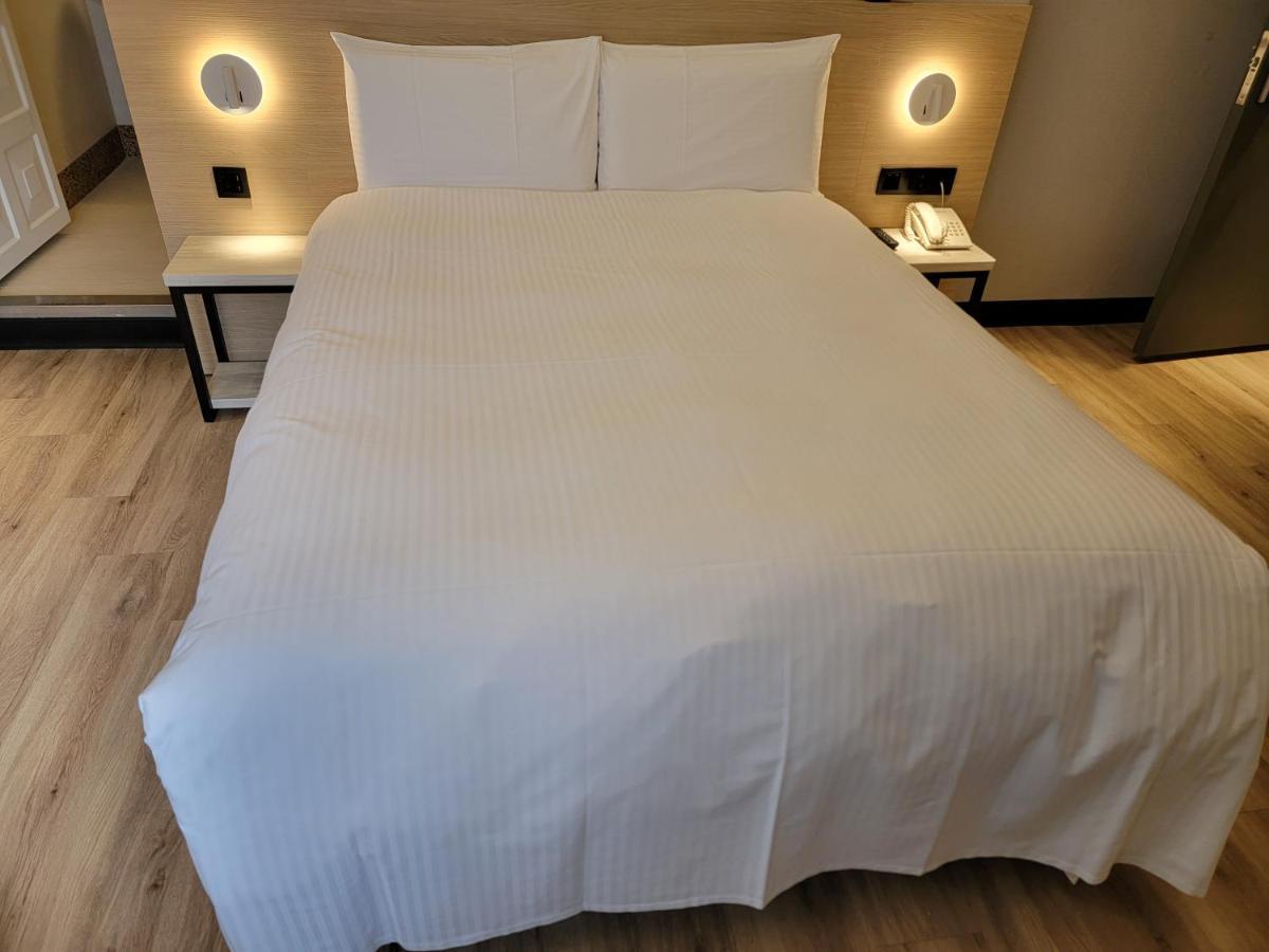 Guest house 旅居文旅板橋驛站-湳雅夜市館hub Banqiao Inn-nanya Night Market Branch Taipei