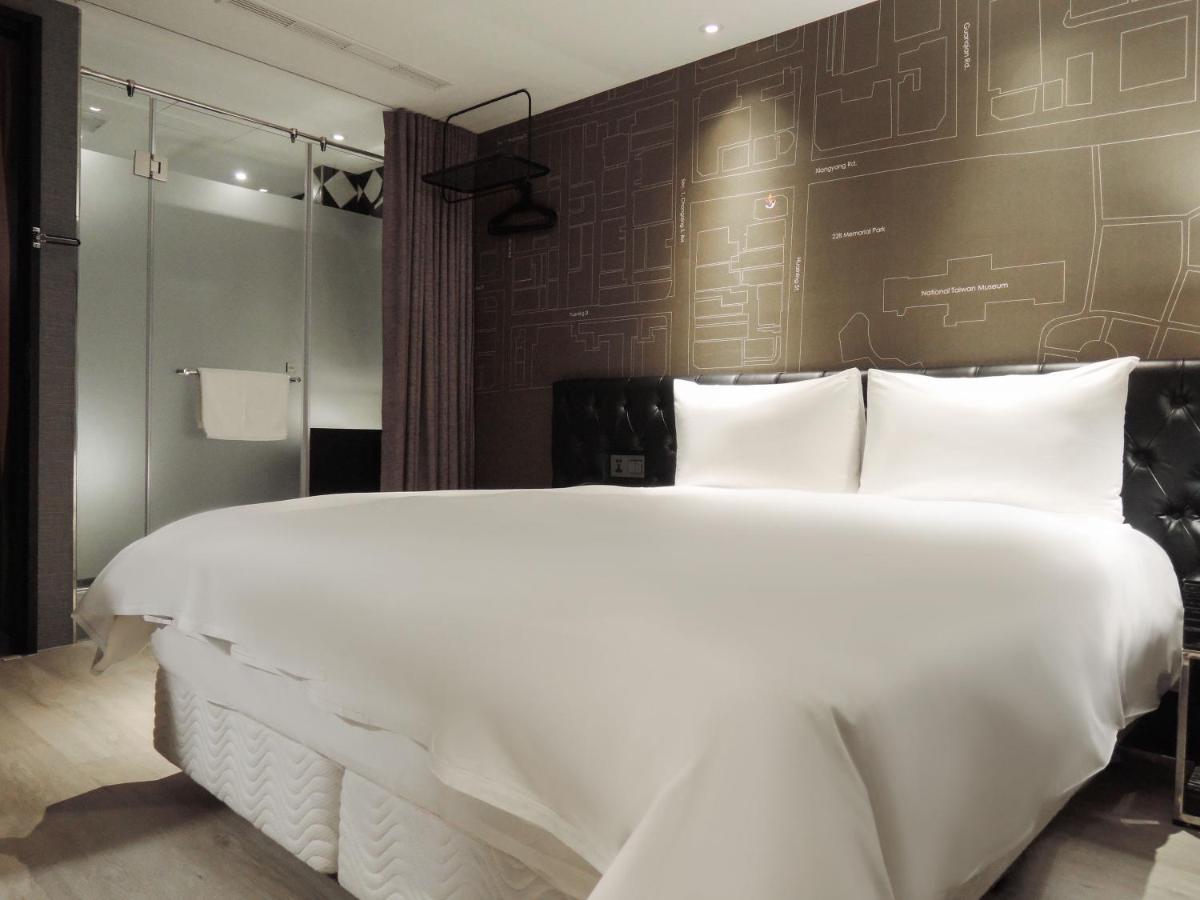 Hotel Check Main Station Taipei