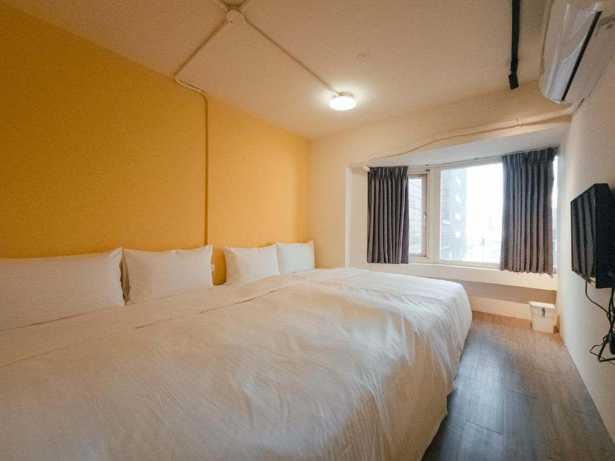 Taipei Inn Penginapan *