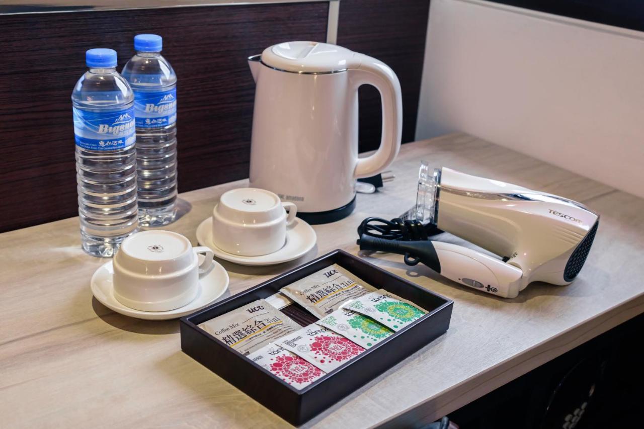 Hotel Hub - Songshan Airport Branch *
