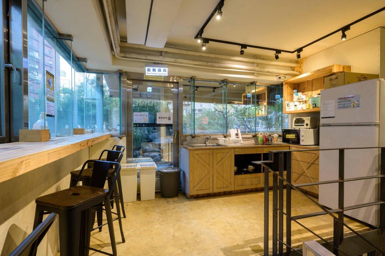 Work At 101 慕誠行旅 Hostel