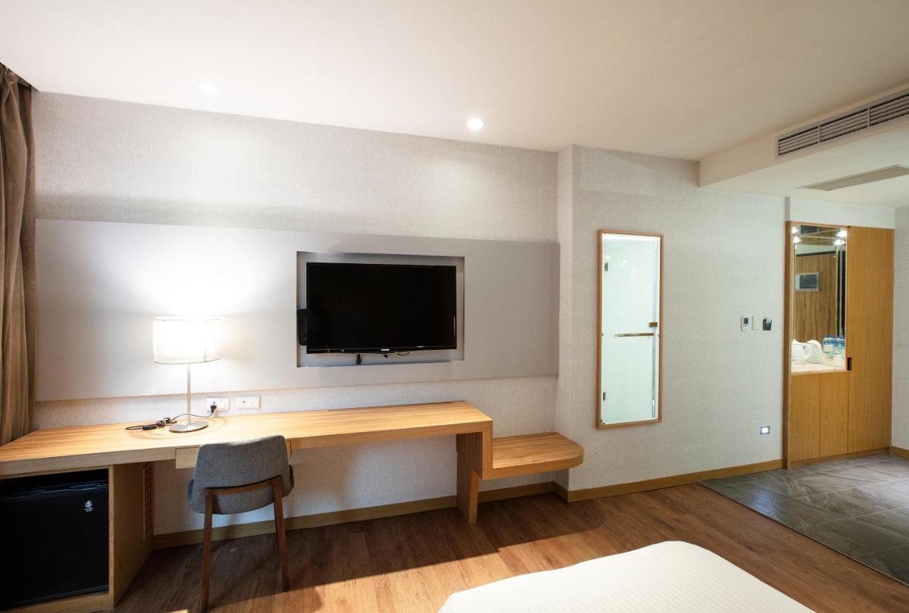 雲富大飯店 Cloud-zhongshan Hotel 3*