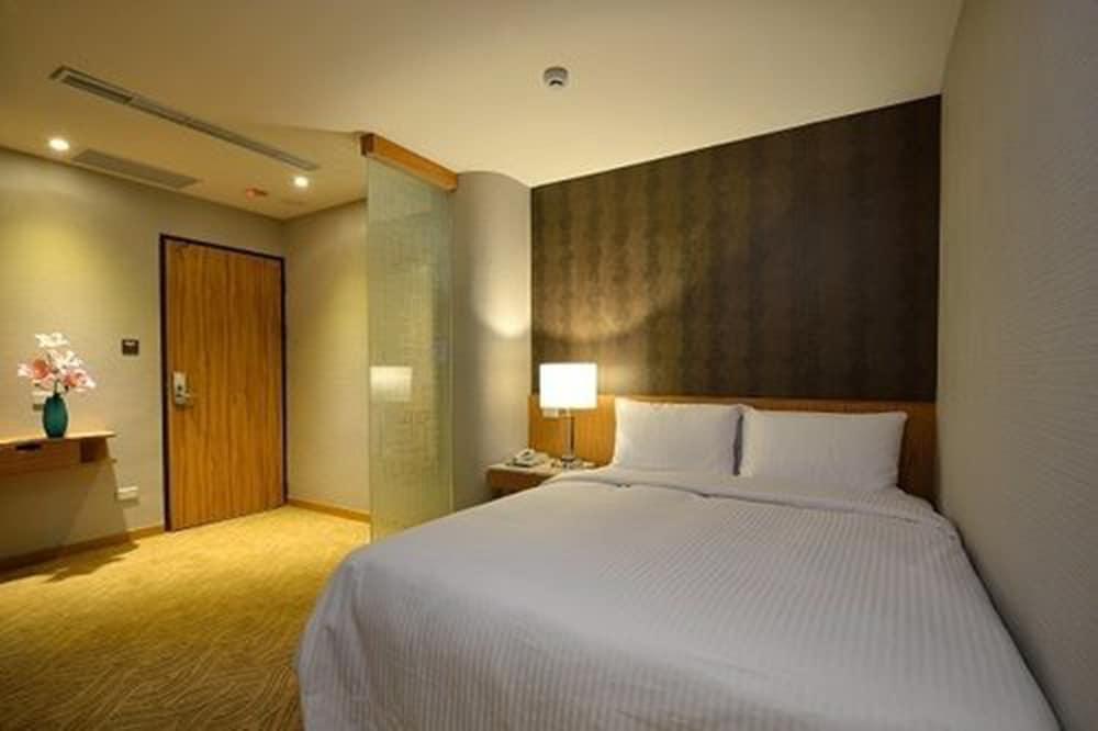 Hotel 雲富大飯店 Cloud-zhongshan 3*